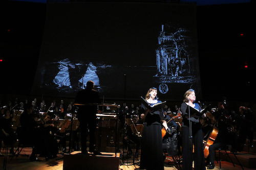 Anna Schubert (left), Elissa Johnston (right)